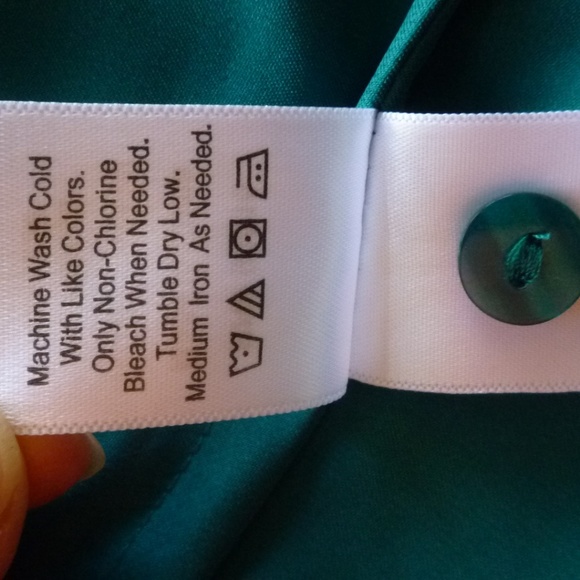 Coldwater Creek - Ruffle Front Blouse - Picture 7 of 8